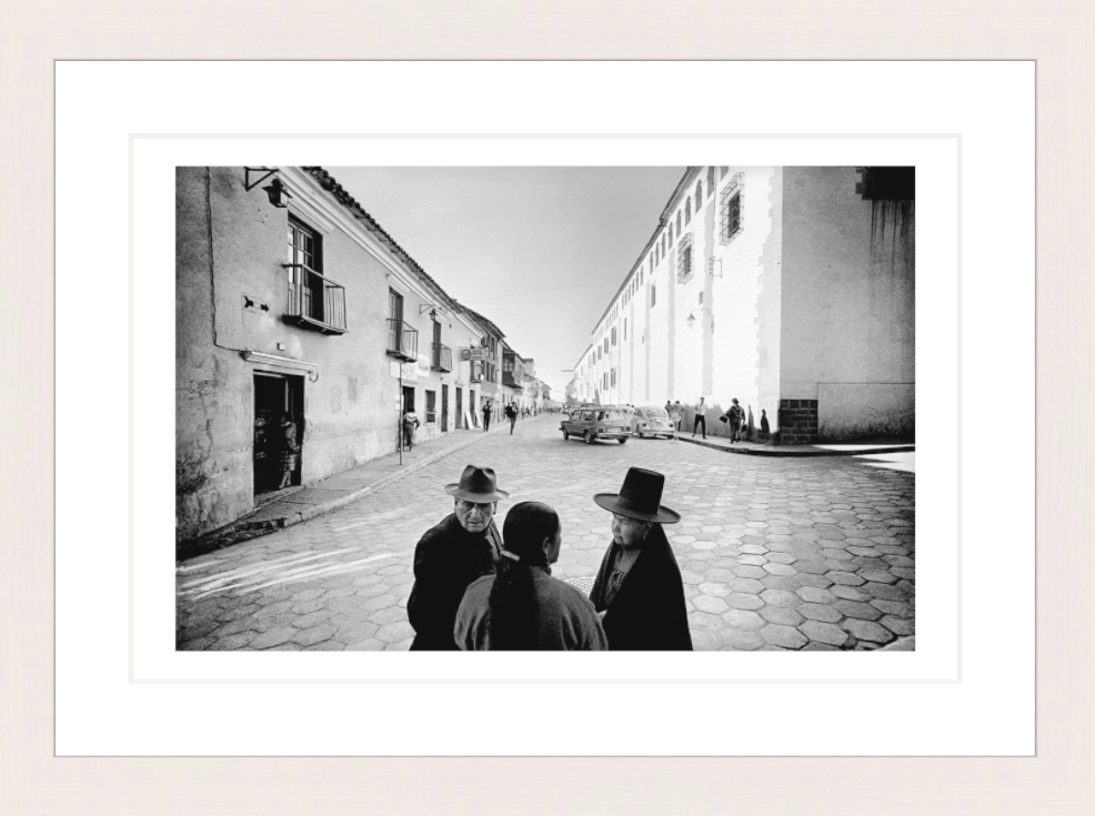 30 x 20 cm, Framed - White Maple (B&W) Matt Black