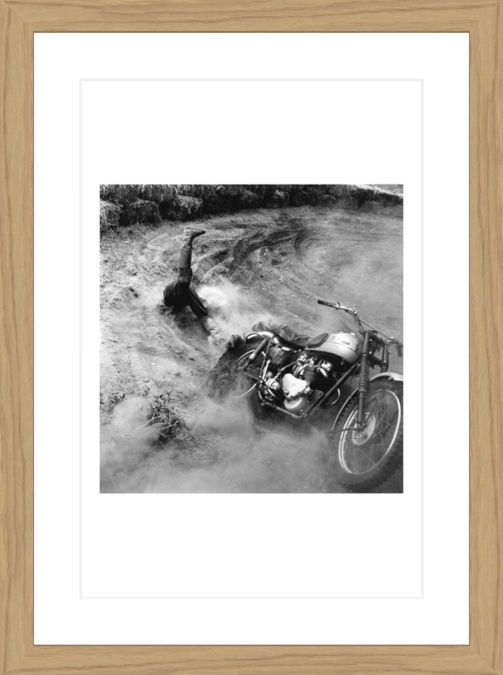 20 x 30 cm, Framed - Oak (B&W) Mogens von Haven