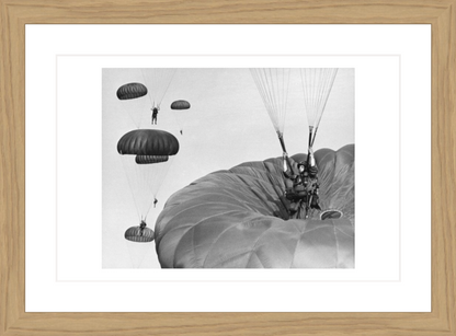 30 x 20 cm, Framed - Oak (B&W) Dozier Mobley