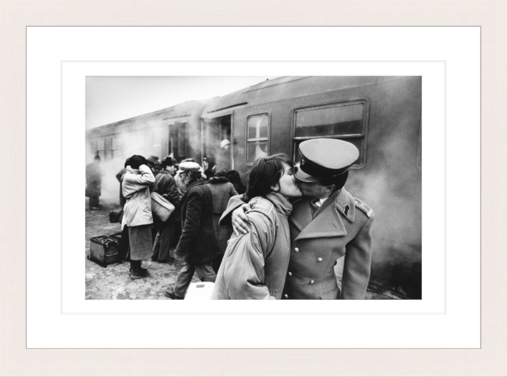 30 x 20 cm, Framed - White Maple (B&W) Wubbo de Jong