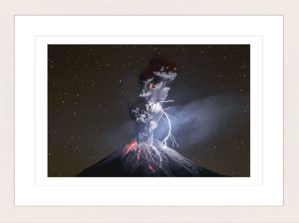 30 x 20 cm, Framed - White Maple Sergio Tapiro