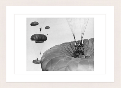 30 x 20 cm, Framed - White Maple (B&W) Dozier Mobley