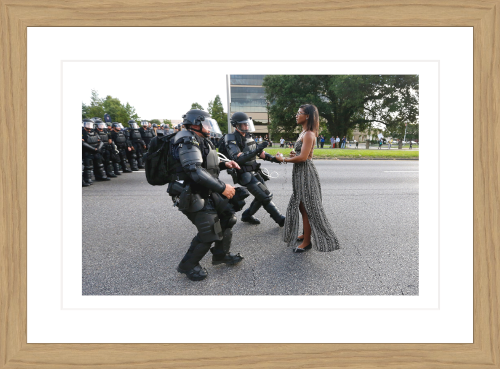 30 x 20 cm, Framed - Oak Jonathan Bachman